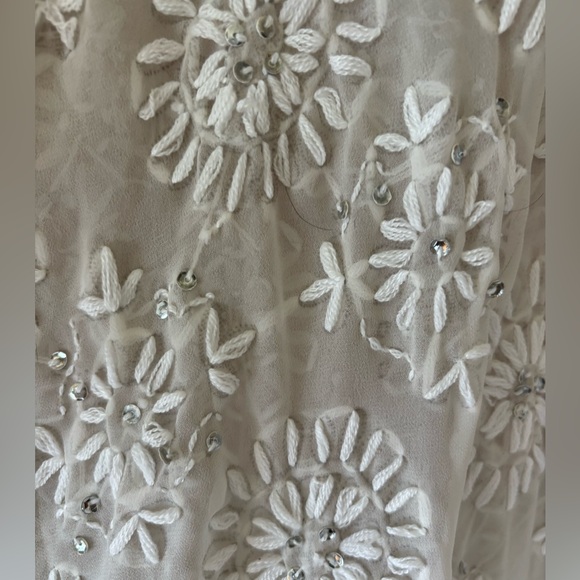 NWT Elegant off White Sequin-beaded embroidered  Kimono - Picture 3 of 6
